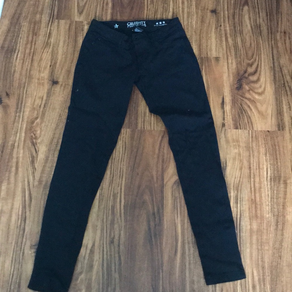 Celebrity Pink; skinny jeans; black